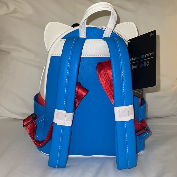 ❤️Hello Kitty Loungefly Exclusive Mini Backpack❤️ - Picture 2 of 5